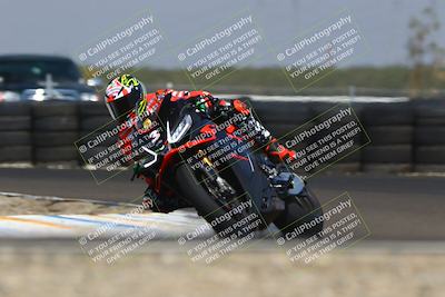 media/Sep-20-2025-TrackDaz (Sat) [[27f0cde673]]/A Group/12pm (Turn 1)/